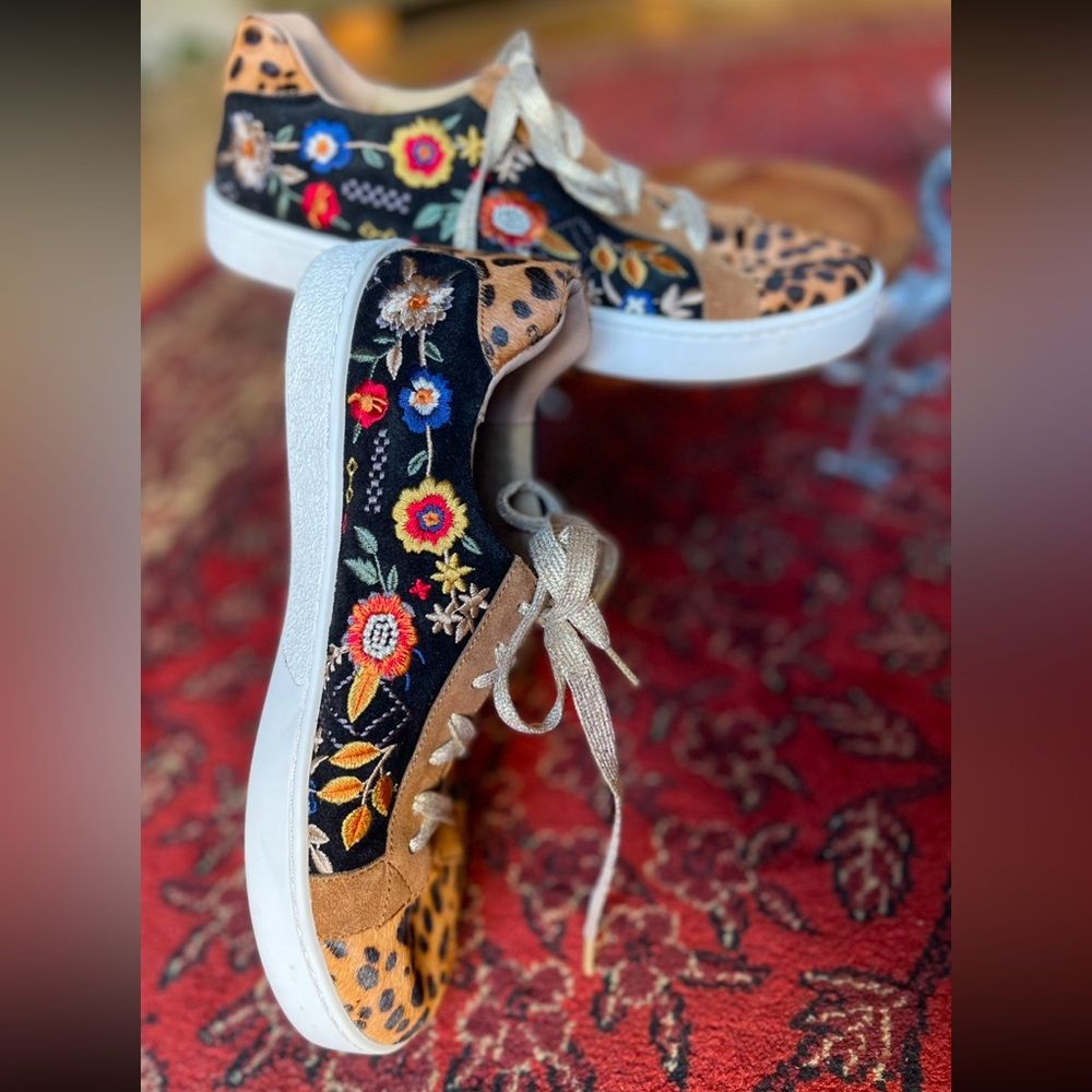 🎉H-P🎉 JOHNNY WAS Olivia Leopard Floral Women’s Embroidered Sneakers Comfy Sz 7 - Picture 7 of 16
